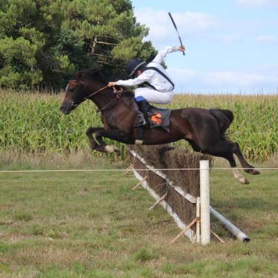 Saut spectaculaire - Augustin Madamet